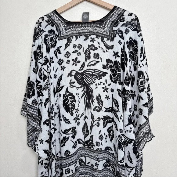 Vince Camuto Womens OS Kimono Shrug Tassel Topper Shawl Wrap Black White - Picture 12 of 14